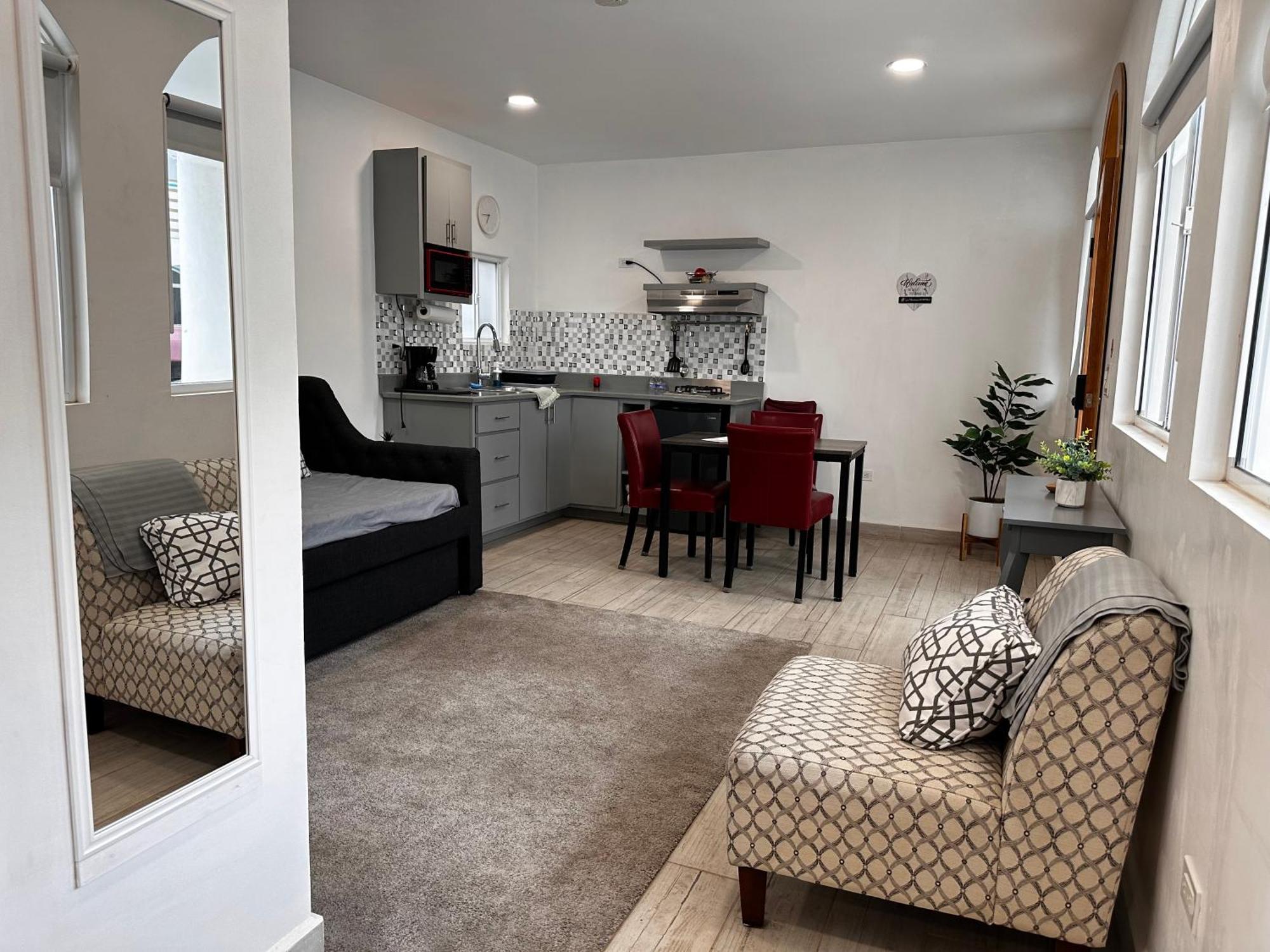 Las Mariposas Mini Suites 罗萨里托 外观 照片